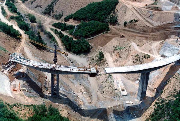 Τα 189 έργα-γέφυρες που θα χρηματοδοτηθούν από το Δ ΚΠΣ με κονδύλια 6,3 δισ. Ευρώ